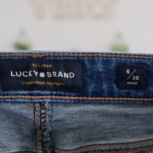 Lucky Brand Jeans - Picture 7 of 7